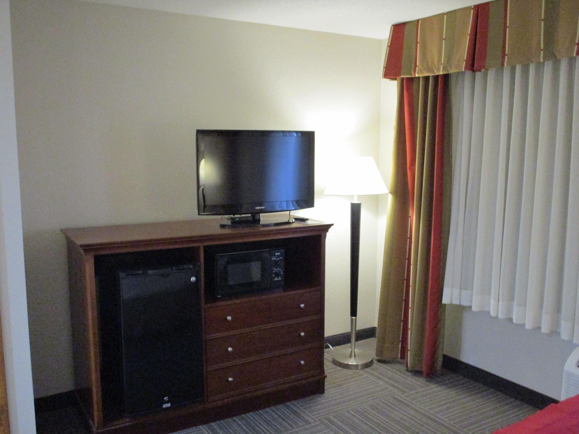 Ramada By Wyndham Platte City Kci Airport Экстерьер фото