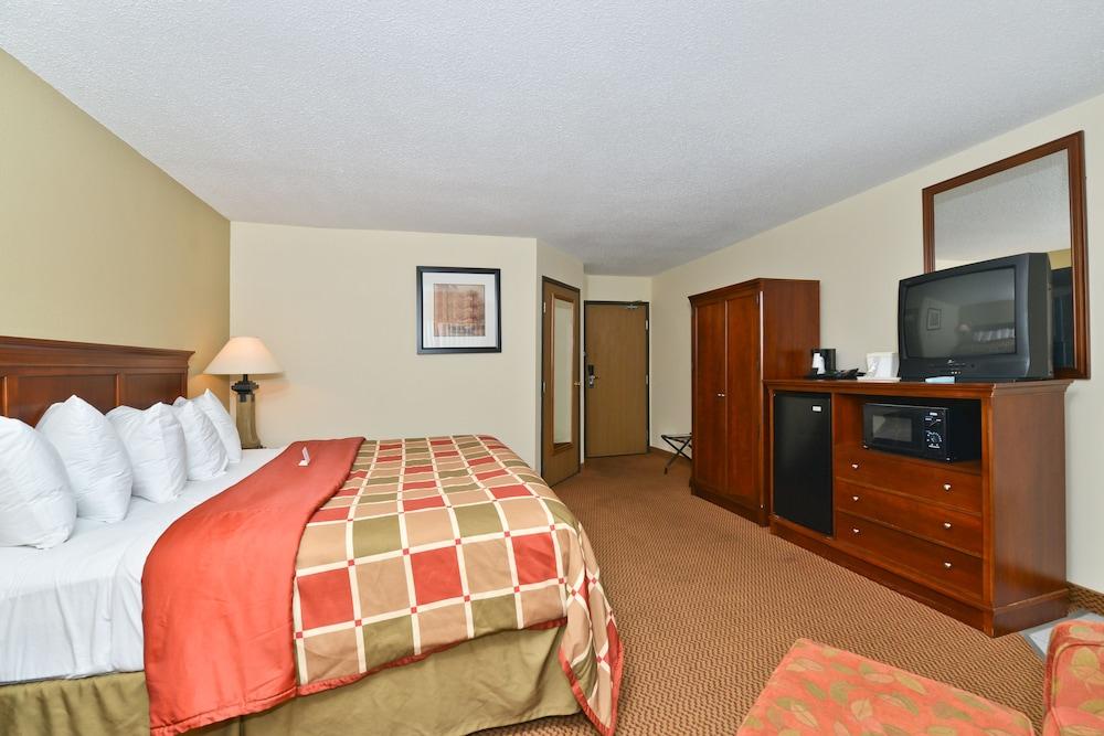 Ramada By Wyndham Platte City Kci Airport Экстерьер фото