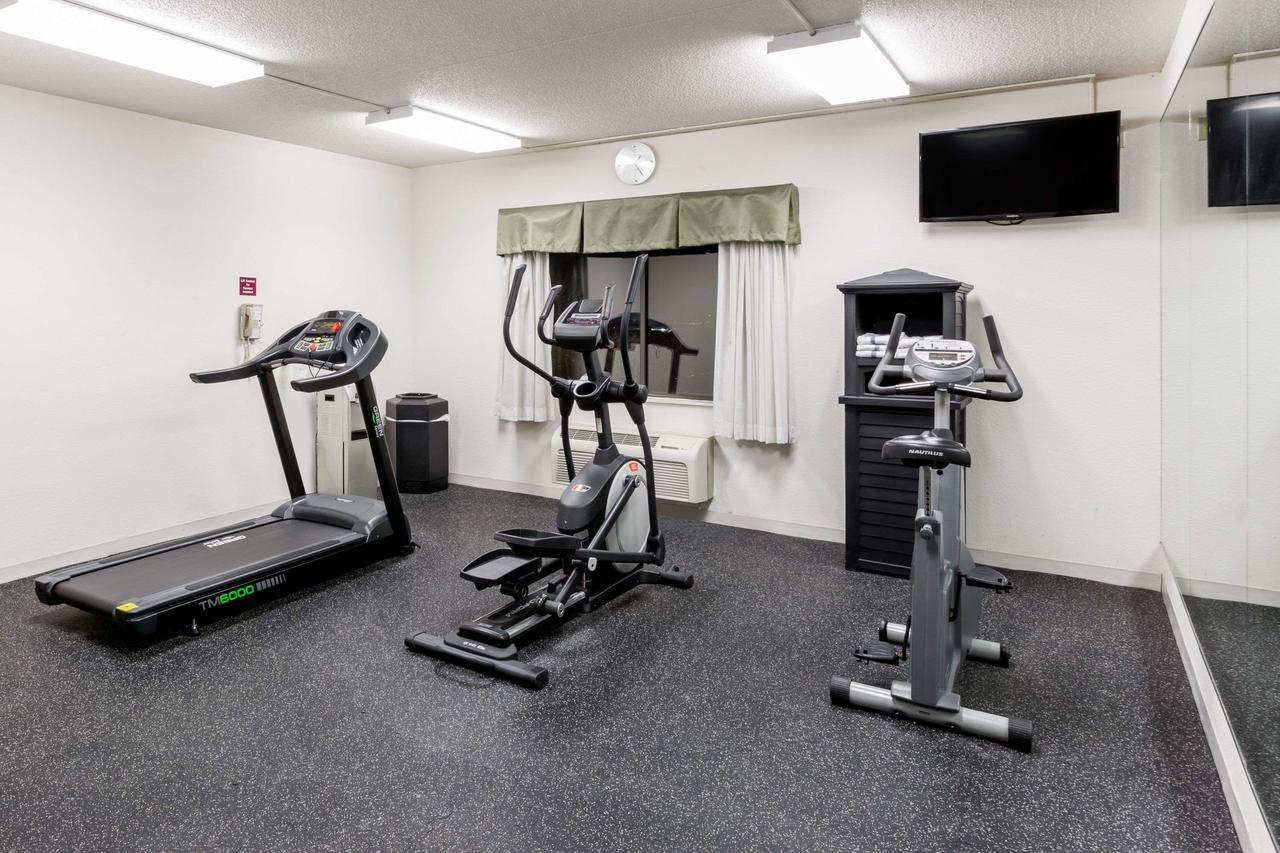 Ramada By Wyndham Platte City Kci Airport Экстерьер фото